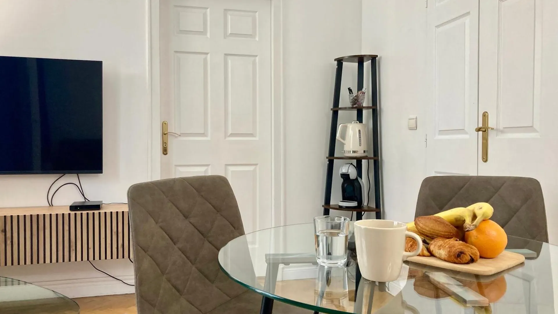 - Trocadero Appartement Paris